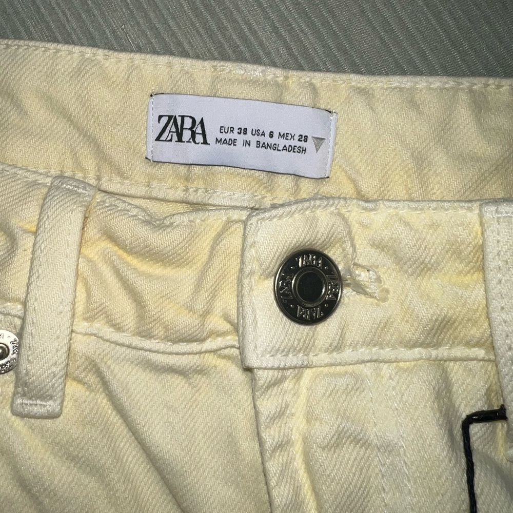 Zara jeans